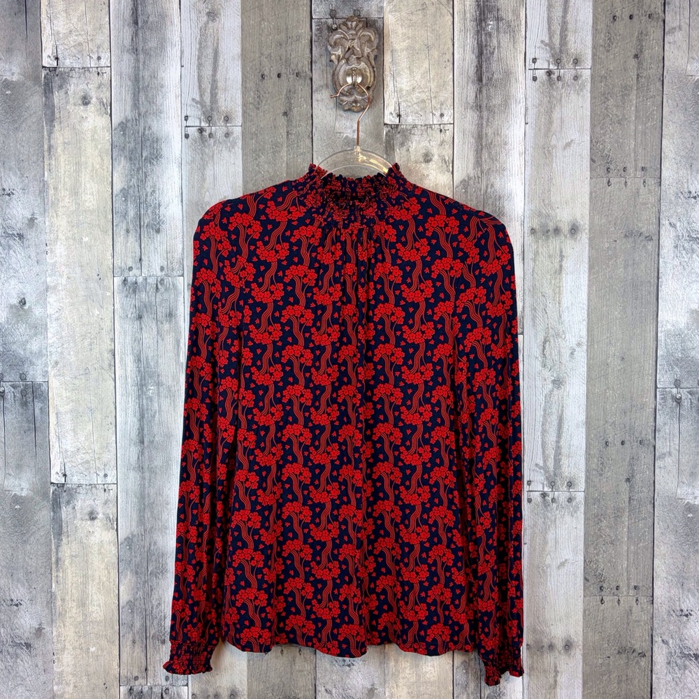 Boden Smocked Mock Neck Long Sleeve Floral Blouse in Red Navy Size 6.